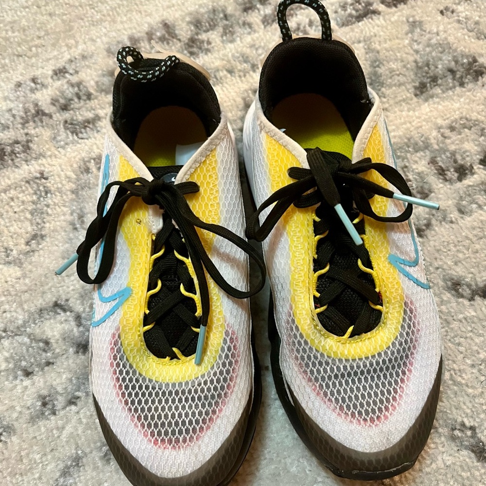 Unisex 2Y Nike Air Shoes